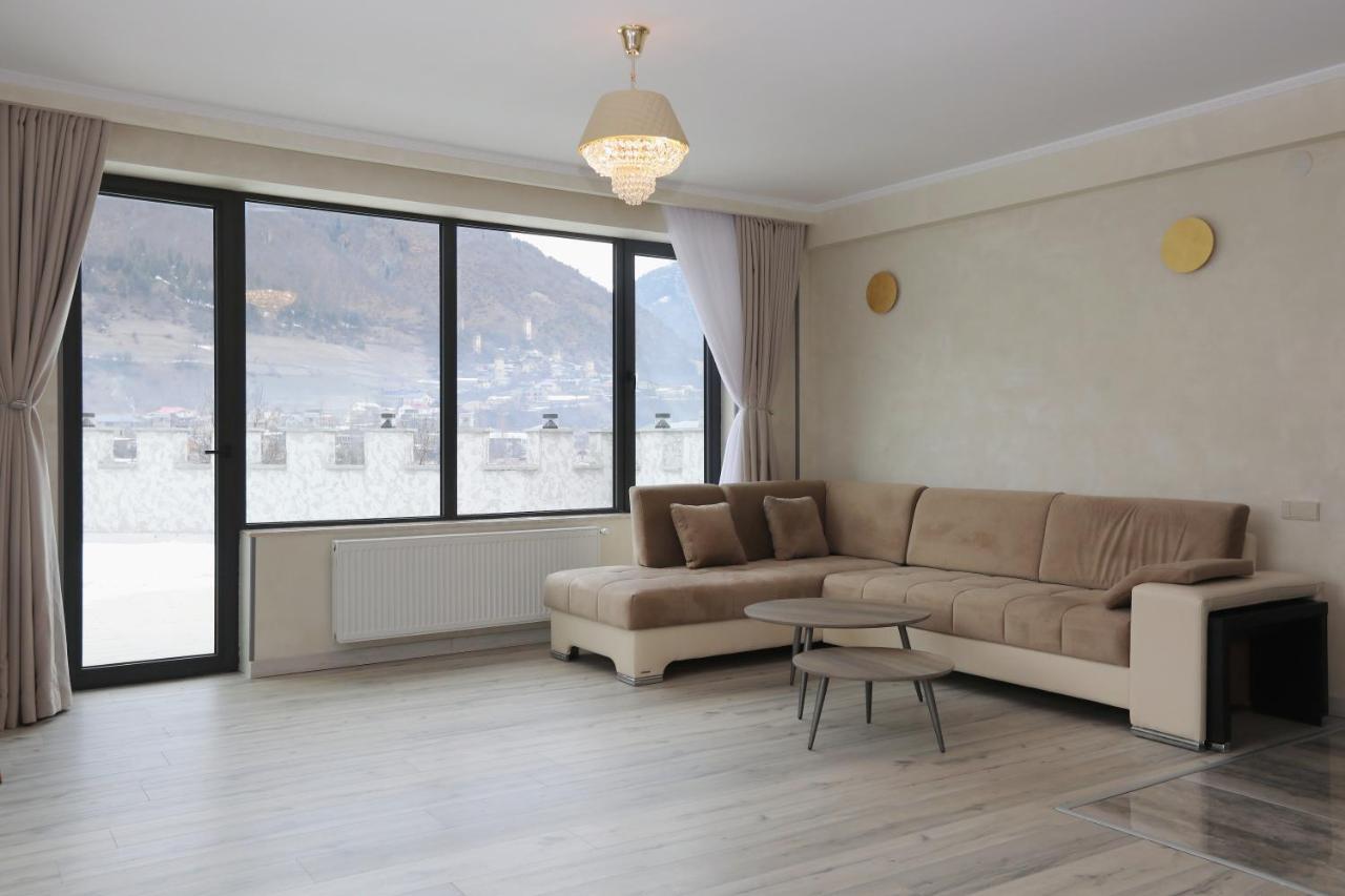 Sunset Terrace 메스티아 외부 사진