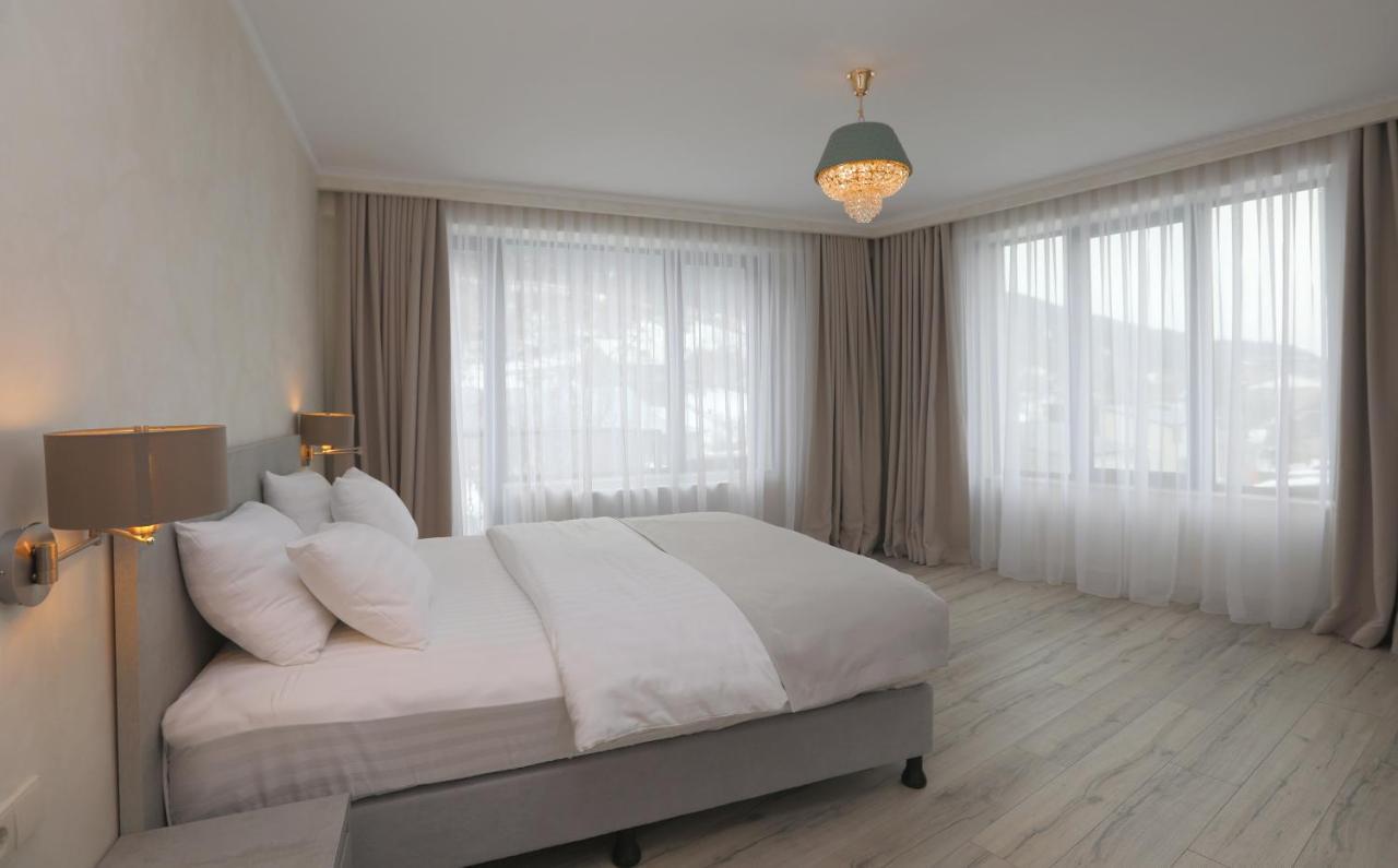 Sunset Terrace 메스티아 외부 사진